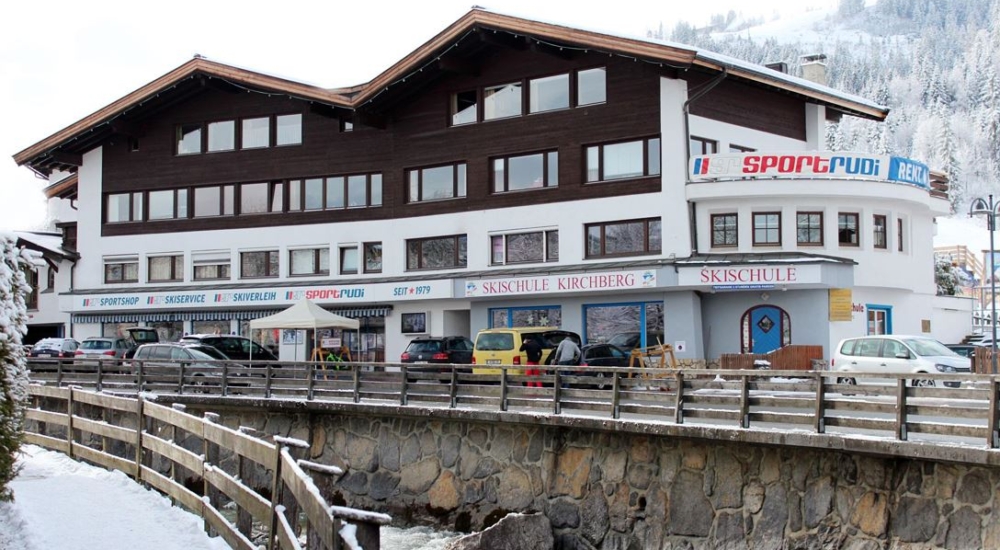 Gebäude des Klimabündnisbetrieb Sport Rudi in Tiorl