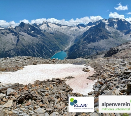 Berg und Flusslandschaft